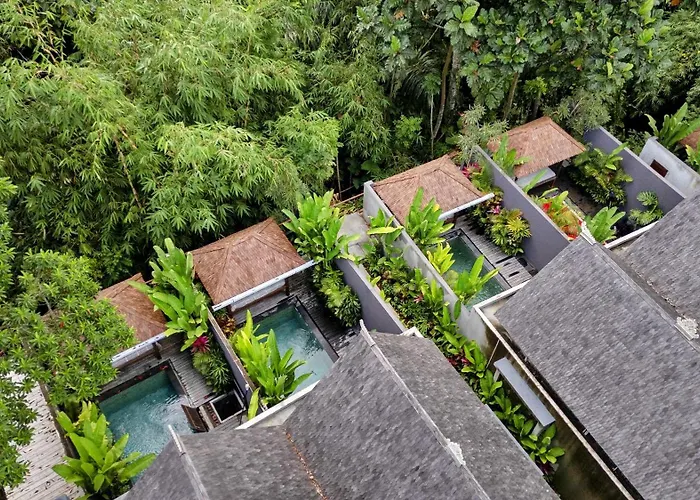 Villa Mayaloka